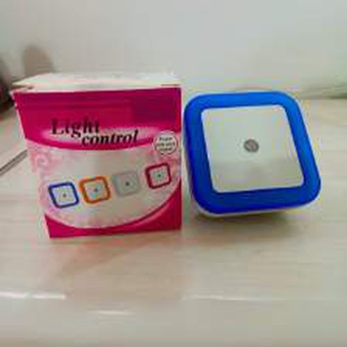 Light Controllable Lamp